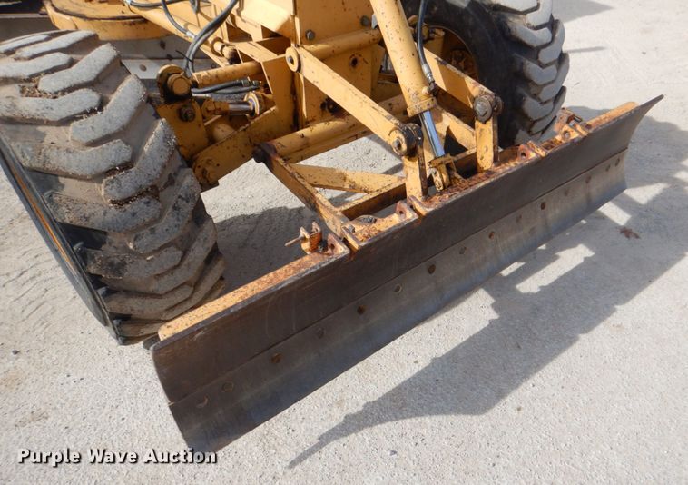 image for item DI8557 1996 Champion C70A  motor grader