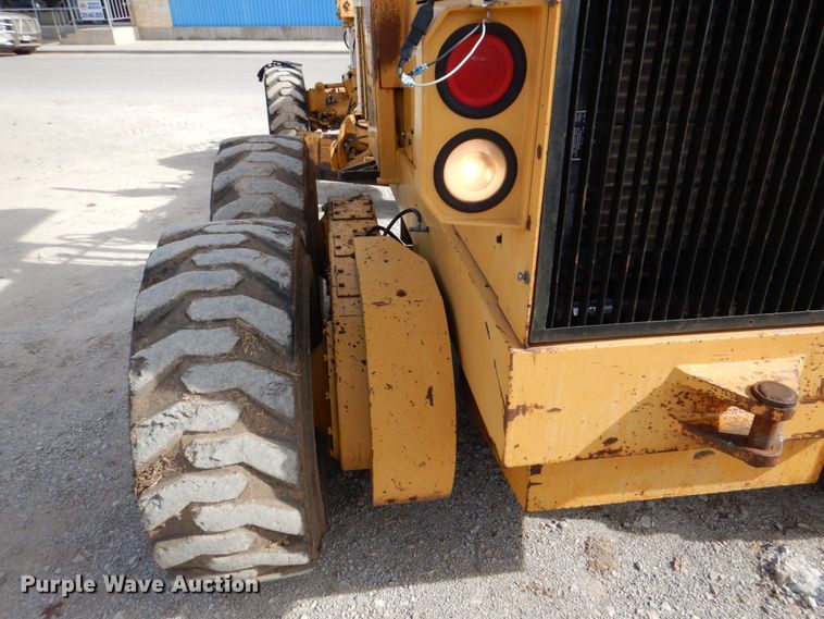 image for item DI8557 1996 Champion C70A  motor grader