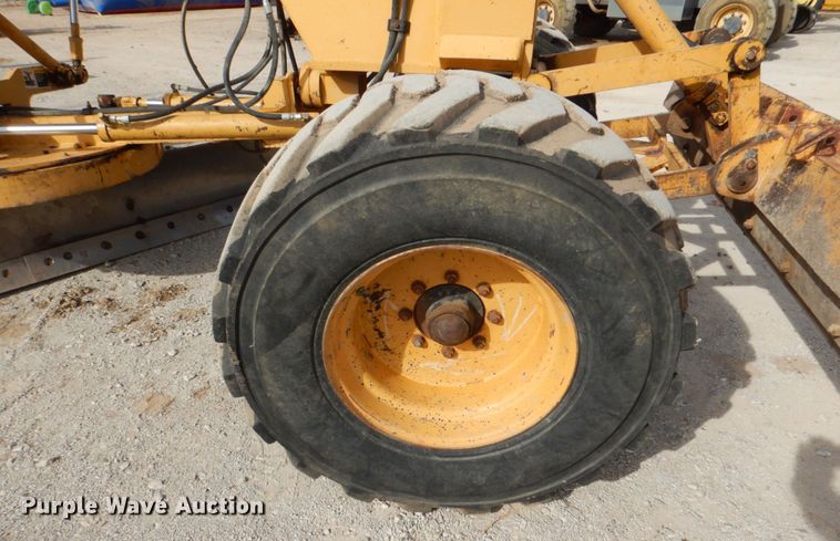 image for item DI8557 1996 Champion C70A  motor grader