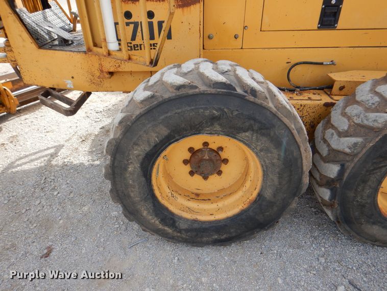 image for item DI8557 1996 Champion C70A  motor grader