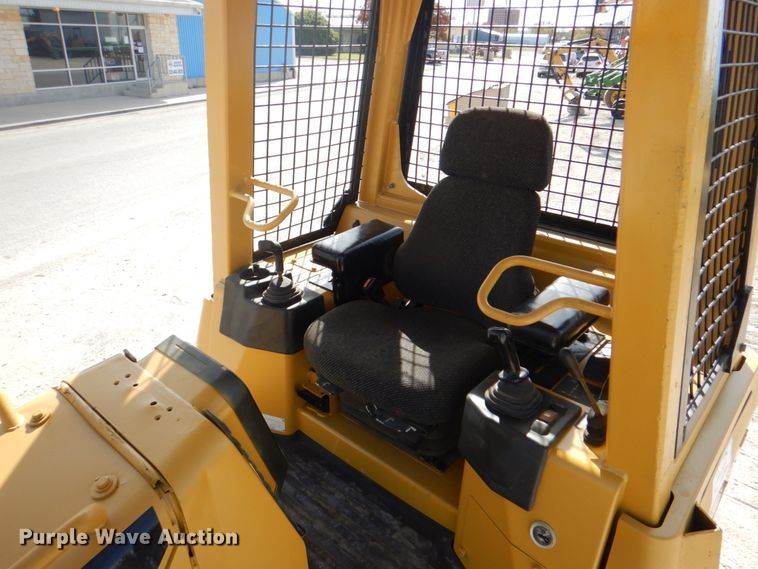 image for item DI8559 2003 Caterpillar D5G LGP  dozer