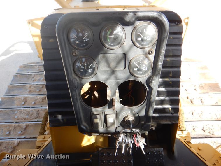 image for item DI8559 2003 Caterpillar D5G LGP  dozer