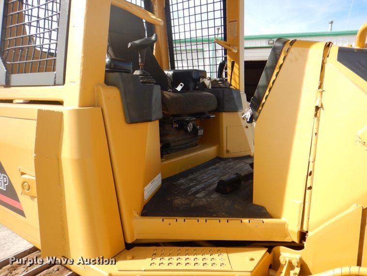 image for item DI8559 2003 Caterpillar D5G LGP  dozer