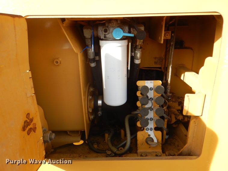 image for item DI8559 2003 Caterpillar D5G LGP  dozer