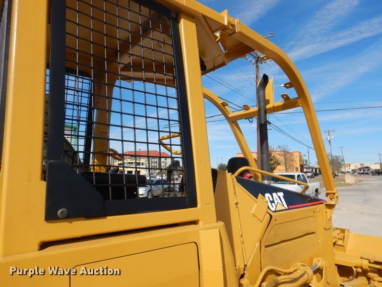 image for item DI8559 2003 Caterpillar D5G LGP  dozer