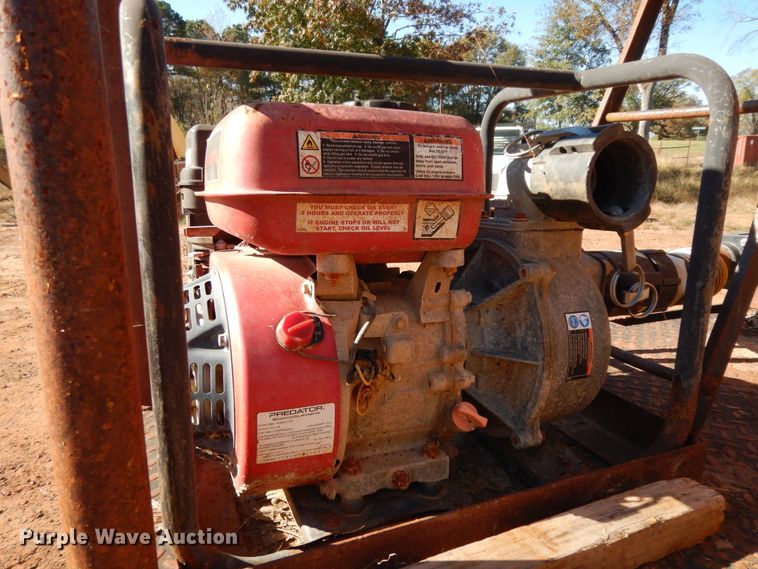 image for item DI8575 2002 Ford F750 Super Duty XL  flatbed truck