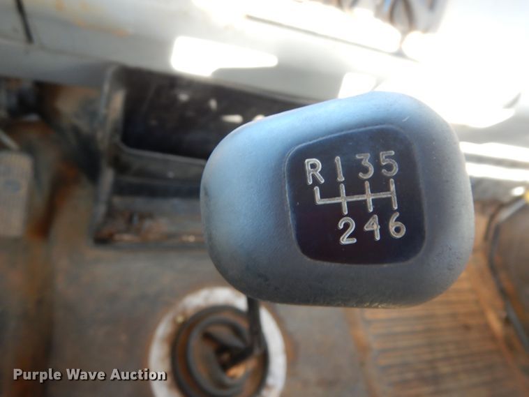 image for item DI8577 2004 Freightliner FL70  flatbed truck