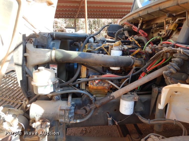 image for item DI8577 2004 Freightliner FL70  flatbed truck