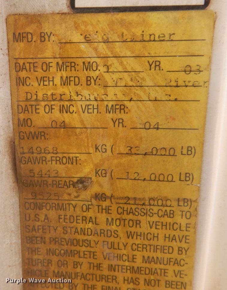 image for item DI8577 2004 Freightliner FL70  flatbed truck