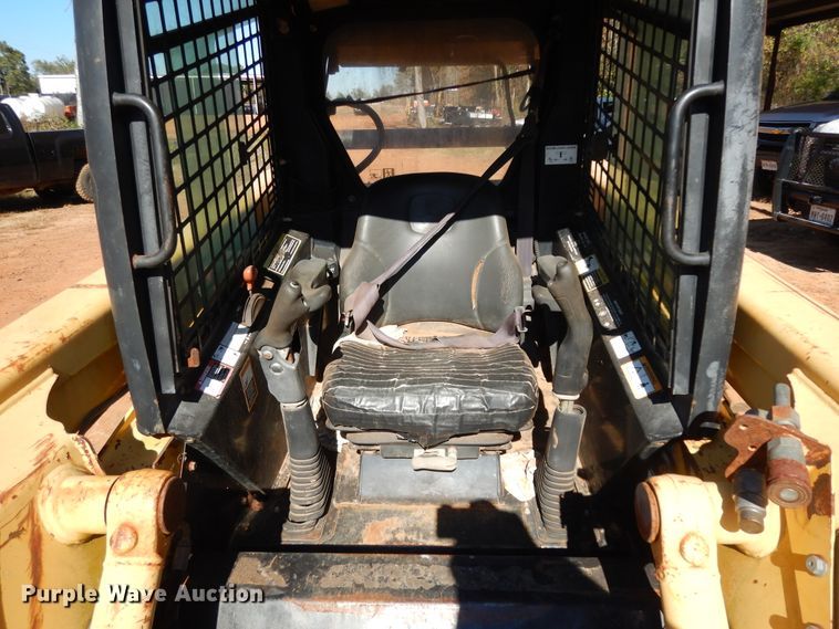 image for item DI8581 2006 John Deere CT322  tracked skid steer loader