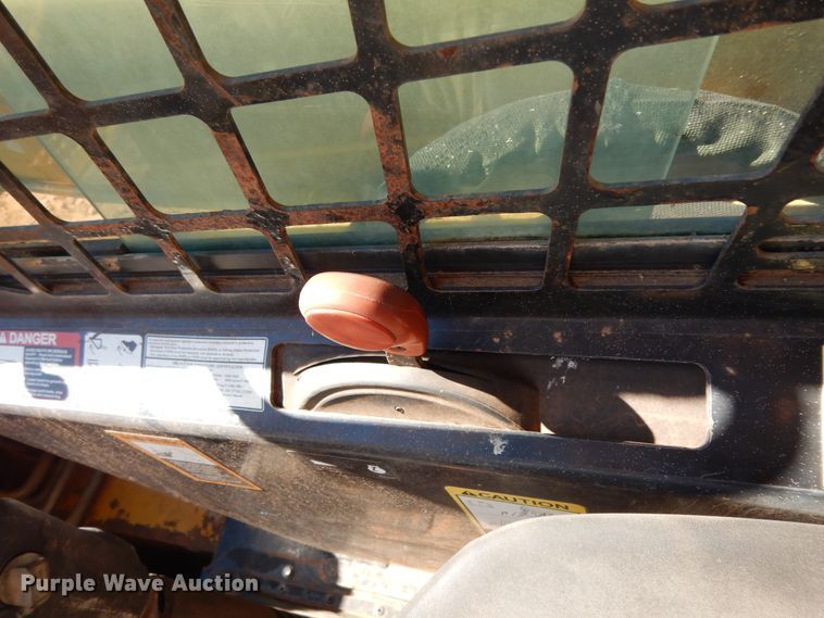 image for item DI8581 2006 John Deere CT322  tracked skid steer loader