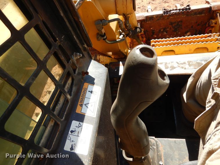 image for item DI8581 2006 John Deere CT322  tracked skid steer loader