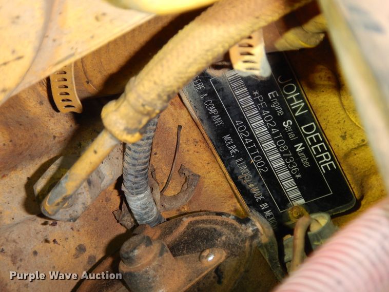 image for item DI8581 2006 John Deere CT322  tracked skid steer loader