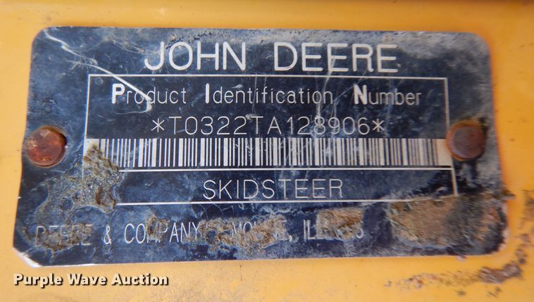 image for item DI8581 2006 John Deere CT322  tracked skid steer loader