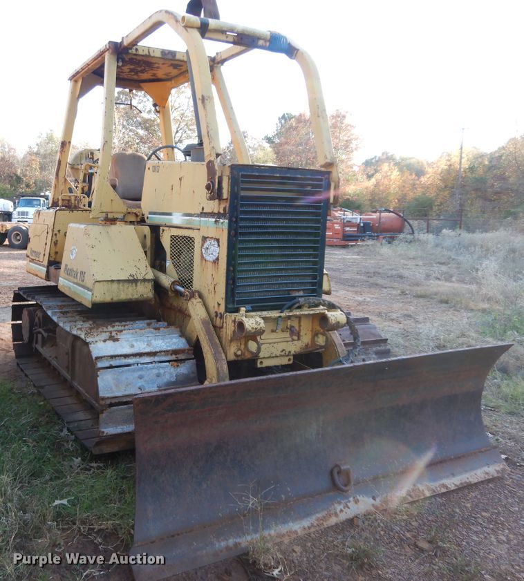 image for item DI8583 1993 Vermeer Flextrak 115  cable plow