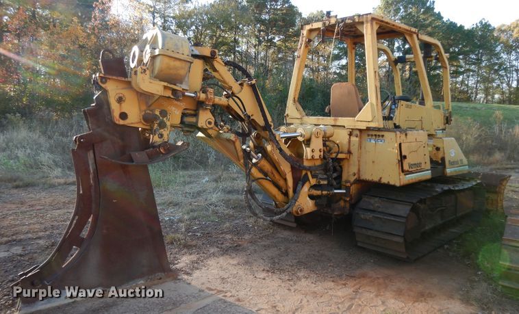 image for item DI8583 1993 Vermeer Flextrak 115  cable plow