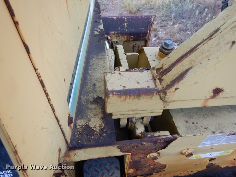 image for item DI8583 1993 Vermeer Flextrak 115  cable plow