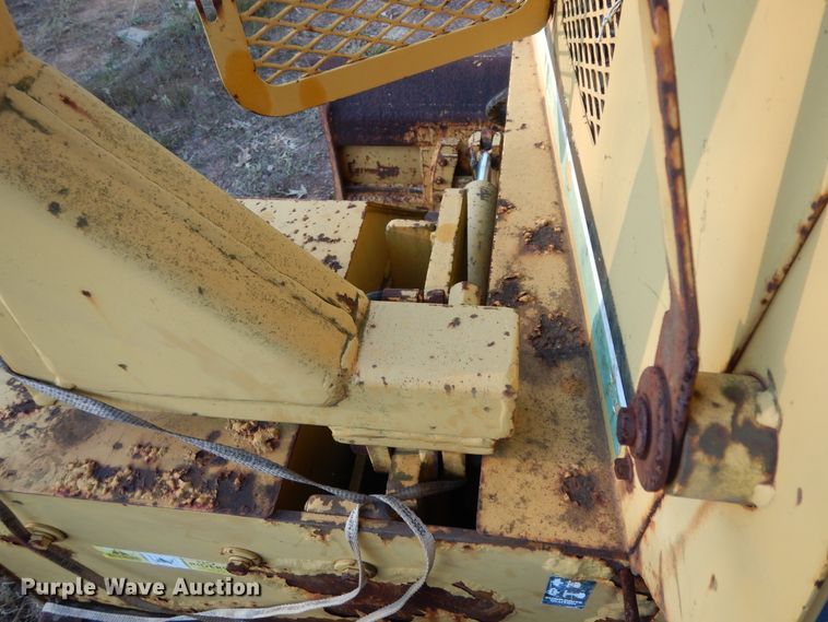 image for item DI8583 1993 Vermeer Flextrak 115  cable plow