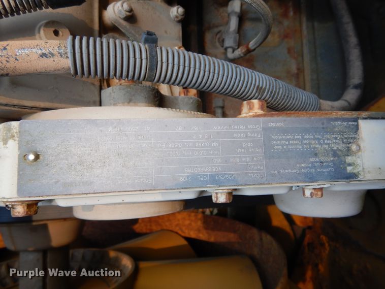 image for item DI8583 1993 Vermeer Flextrak 115  cable plow