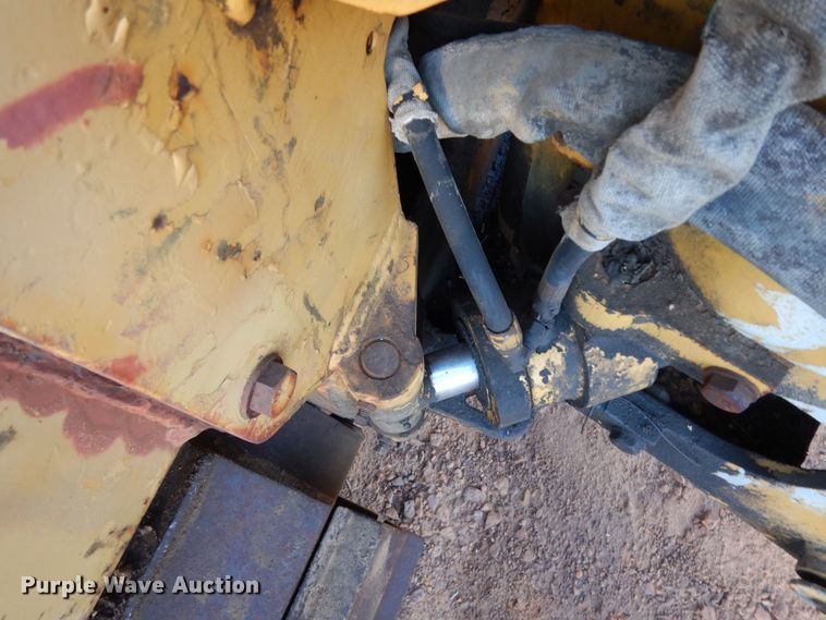 image for item DI8583 1993 Vermeer Flextrak 115  cable plow