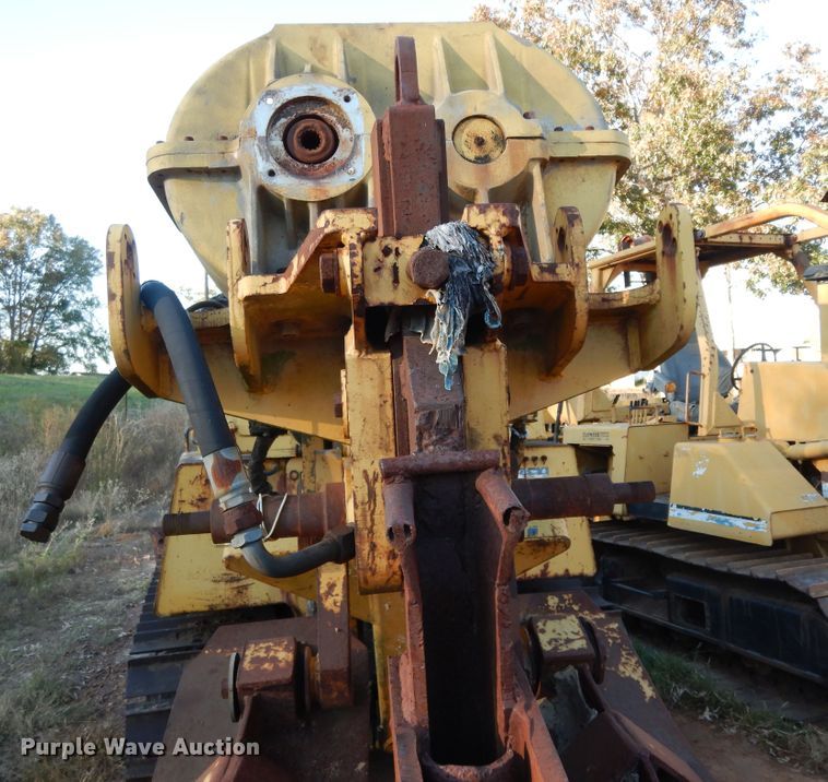 image for item DI8583 1993 Vermeer Flextrak 115  cable plow