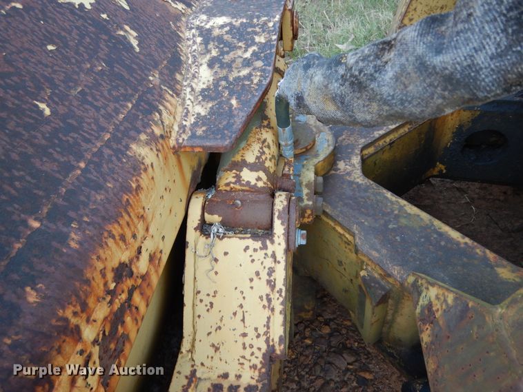 image for item DI8583 1993 Vermeer Flextrak 115  cable plow