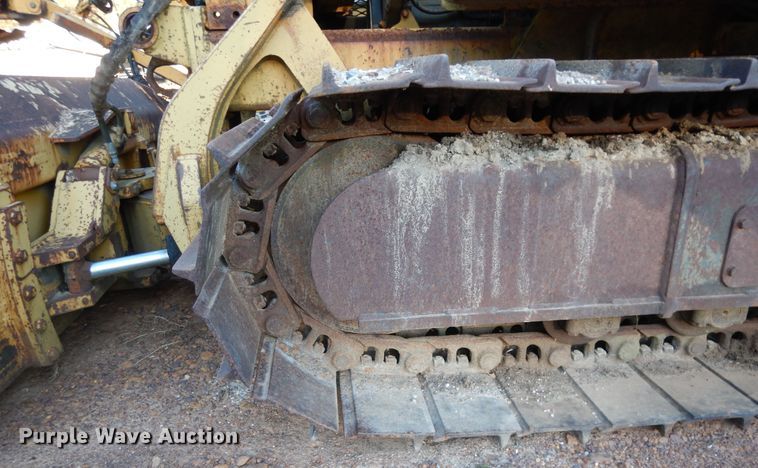 image for item DI8583 1993 Vermeer Flextrak 115  cable plow