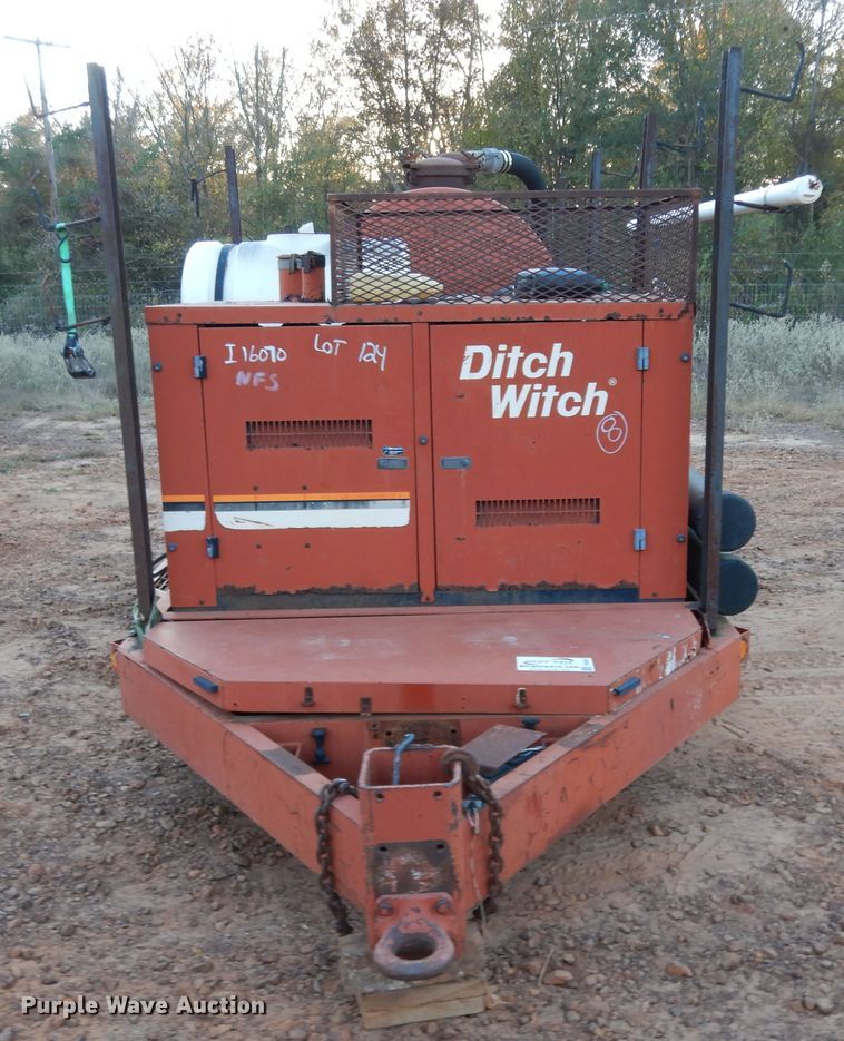 image for item DI8592 2001 Ditch Witch FX30  vacuum excavator