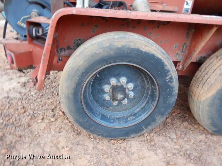 image for item DI8592 2001 Ditch Witch FX30  vacuum excavator