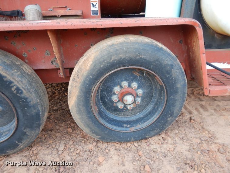 image for item DI8592 2001 Ditch Witch FX30  vacuum excavator