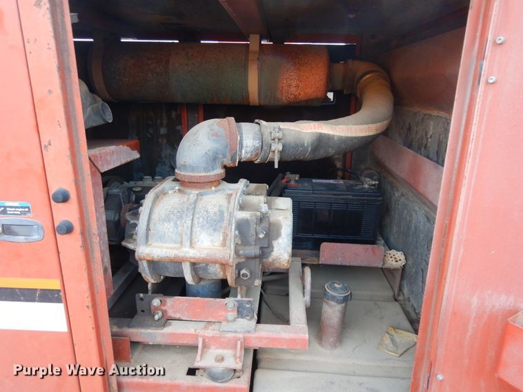 image for item DI8593 2004 Ditch Witch FX30  vacuum excavator