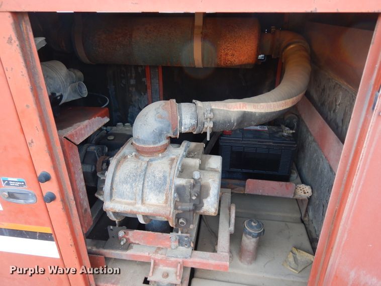 image for item DI8593 2004 Ditch Witch FX30  vacuum excavator