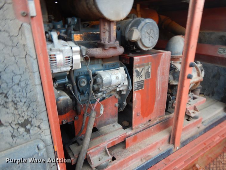 image for item DI8593 2004 Ditch Witch FX30  vacuum excavator