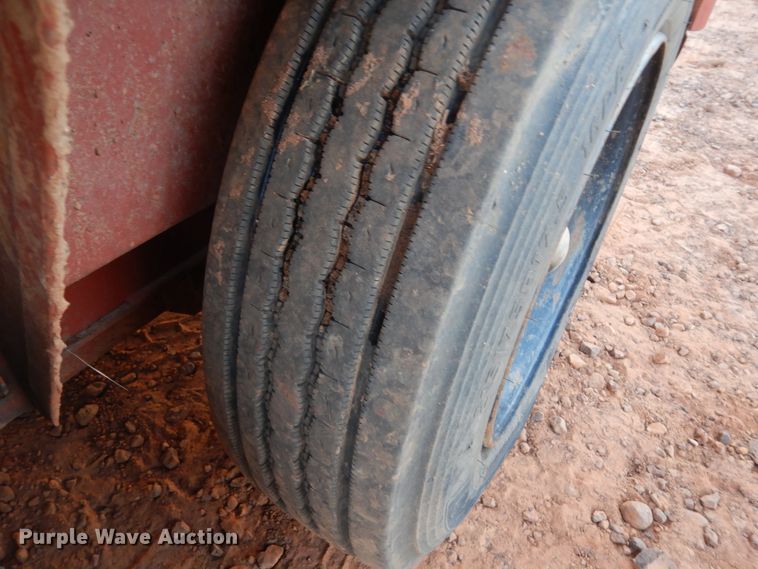 image for item DI8593 2004 Ditch Witch FX30  vacuum excavator