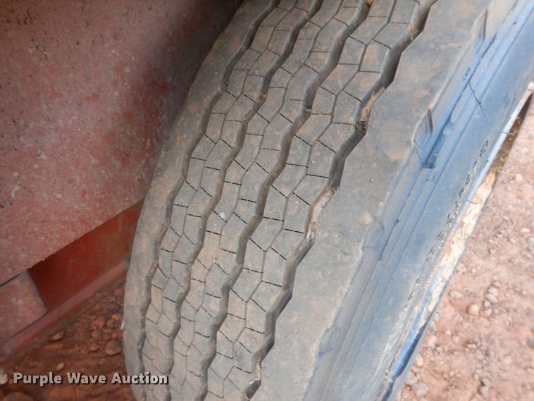 image for item DI8593 2004 Ditch Witch FX30  vacuum excavator