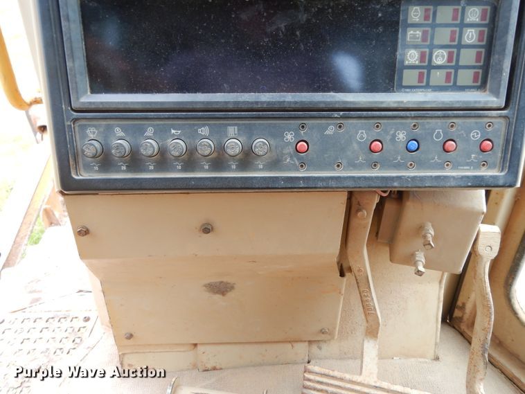 image for item DI8597 1996 Caterpillar D9R  dozer