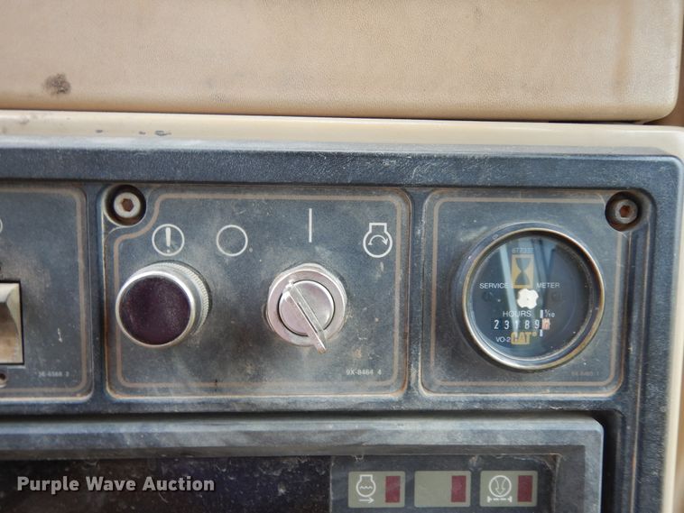 image for item DI8597 1996 Caterpillar D9R  dozer