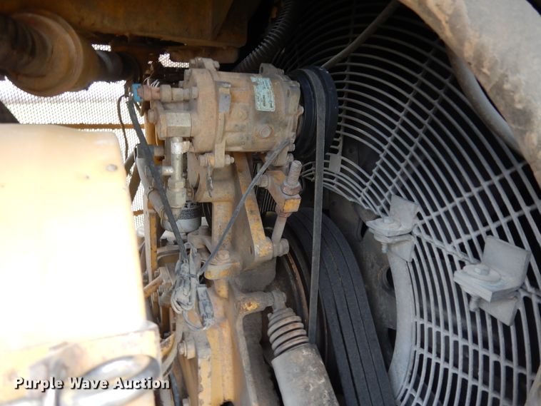 image for item DI8597 1996 Caterpillar D9R  dozer