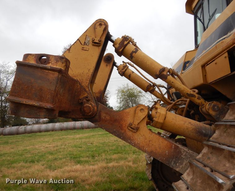 image for item DI8597 1996 Caterpillar D9R  dozer