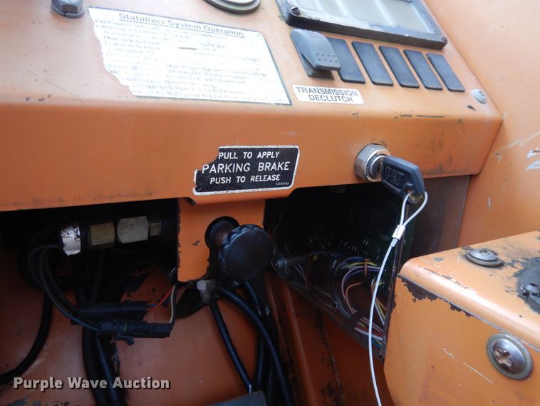 image for item DI8599 2004 Lull 1044C-54  telehandler