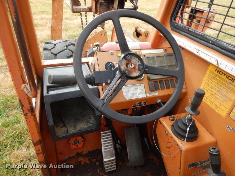 image for item DI8599 2004 Lull 1044C-54  telehandler