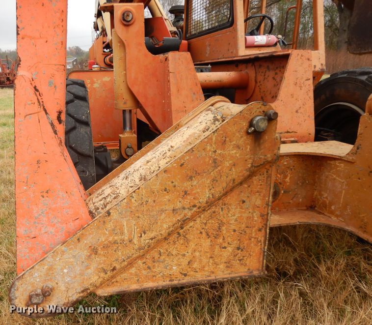 image for item DI8599 2004 Lull 1044C-54  telehandler