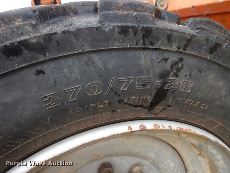 image for item DI8599 2004 Lull 1044C-54  telehandler