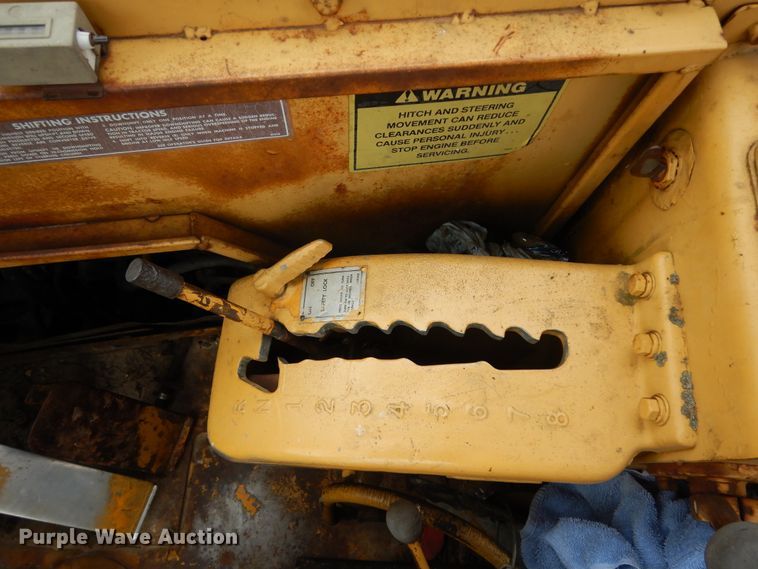 image for item DI8600 1974 Caterpillar 627B  scraper