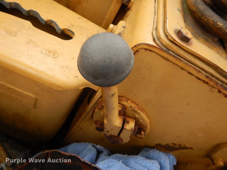 image for item DI8600 1974 Caterpillar 627B  scraper