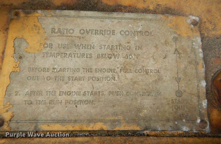 image for item DI8600 1974 Caterpillar 627B  scraper