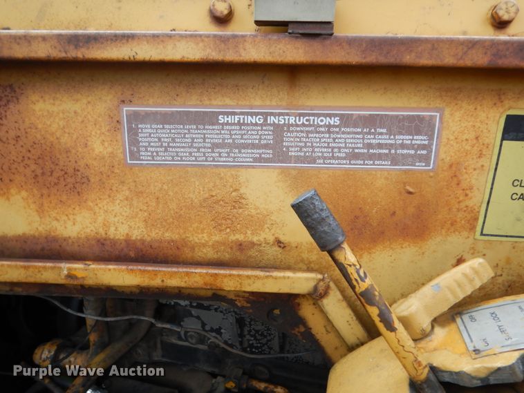 image for item DI8600 1974 Caterpillar 627B  scraper