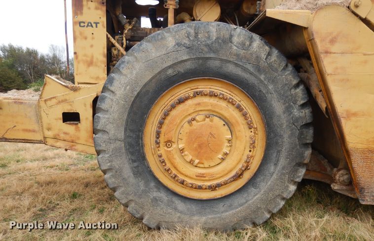 image for item DI8600 1974 Caterpillar 627B  scraper