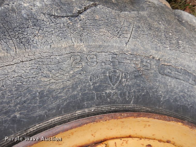 image for item DI8600 1974 Caterpillar 627B  scraper