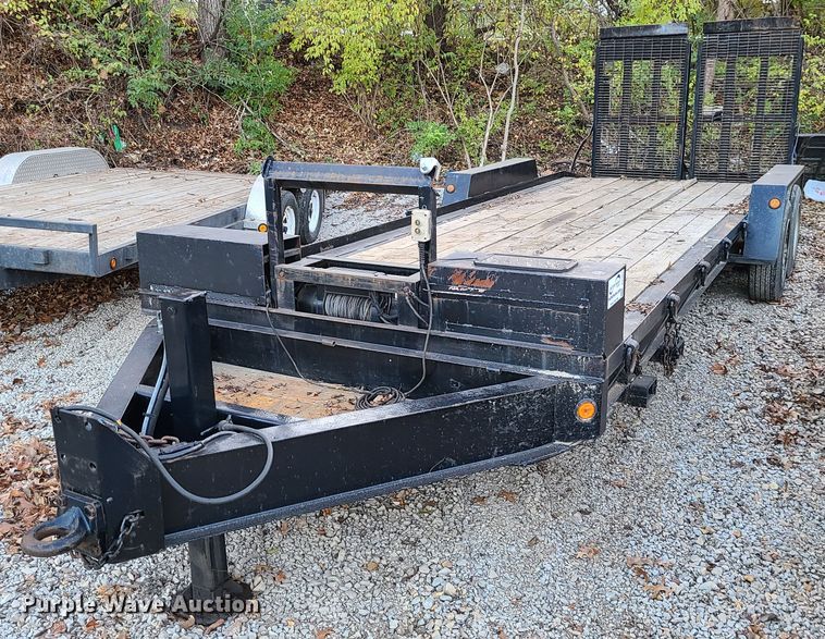 image for item DJ1521 2004 Towmaster  equipment trailer